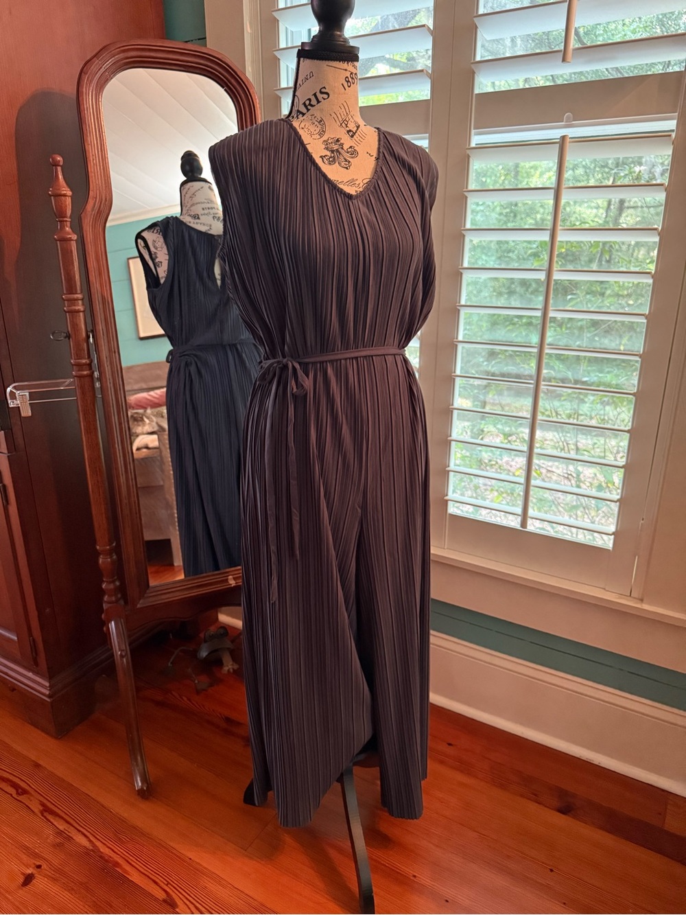 JJill Sleeveless Pleated V-Neck Jumpsuit  in Charcoal